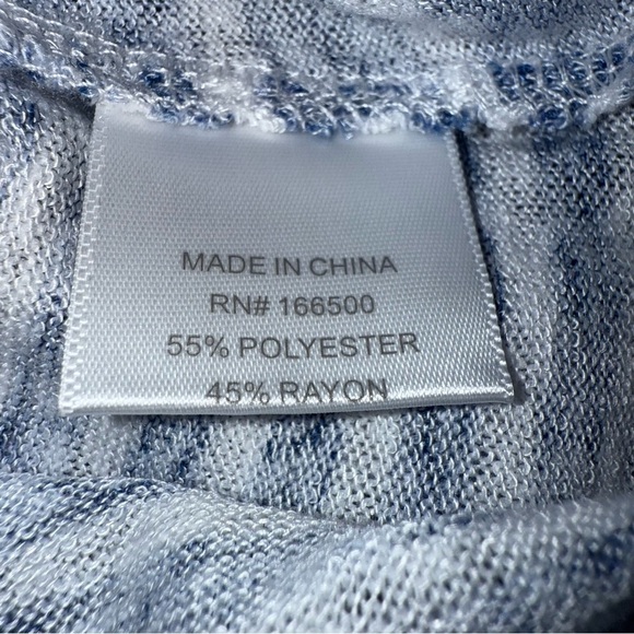 Berkley Jensen long sleeve Blue Striped V-Neck Top XL polyester Rayon - Picture 6 of 7